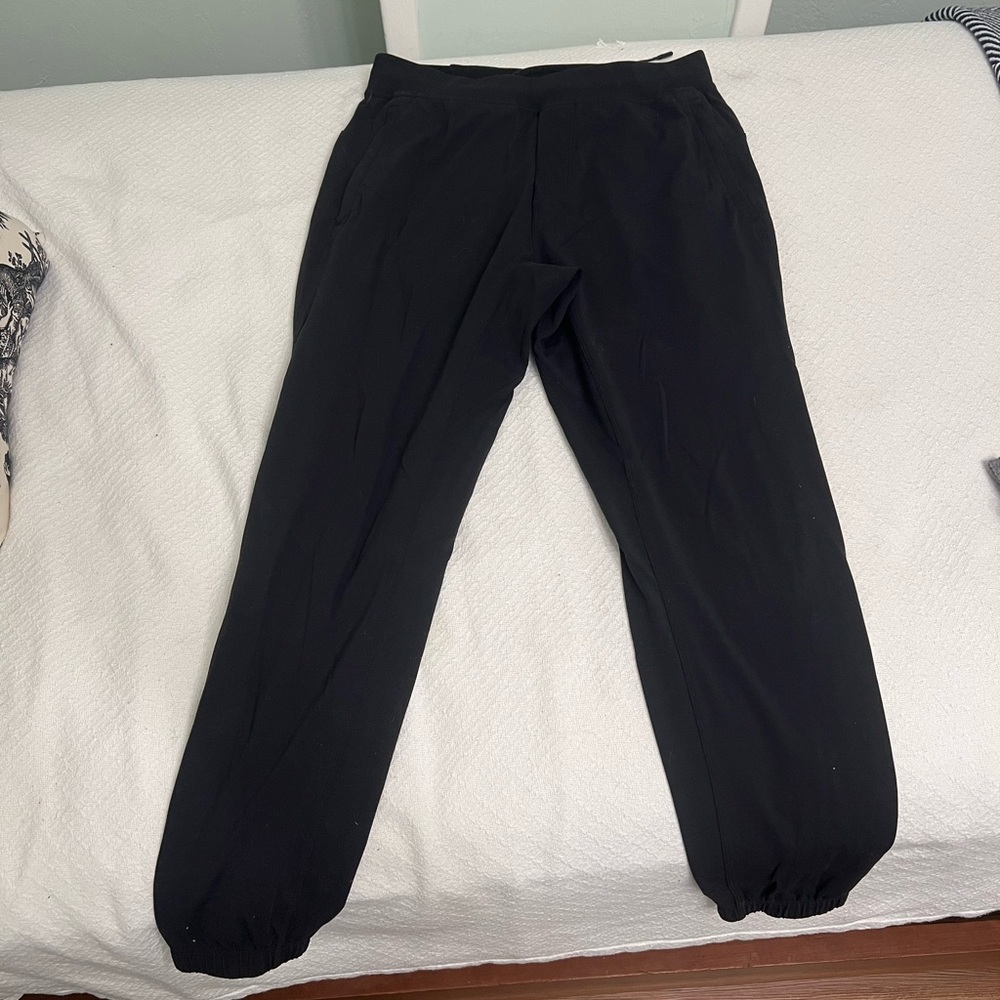 Lululemon Joggers - medium